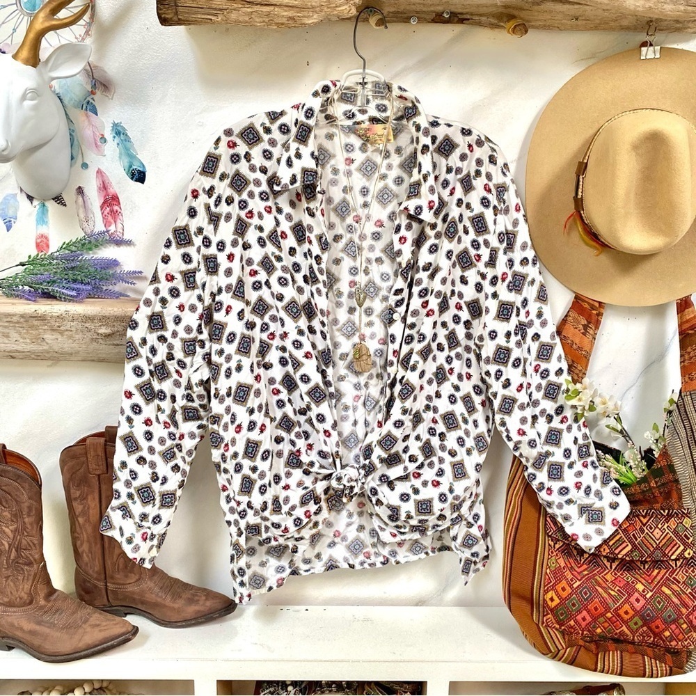 Gypsy vibe boho shirt/cover up  w enchanting pattern southwestern feel